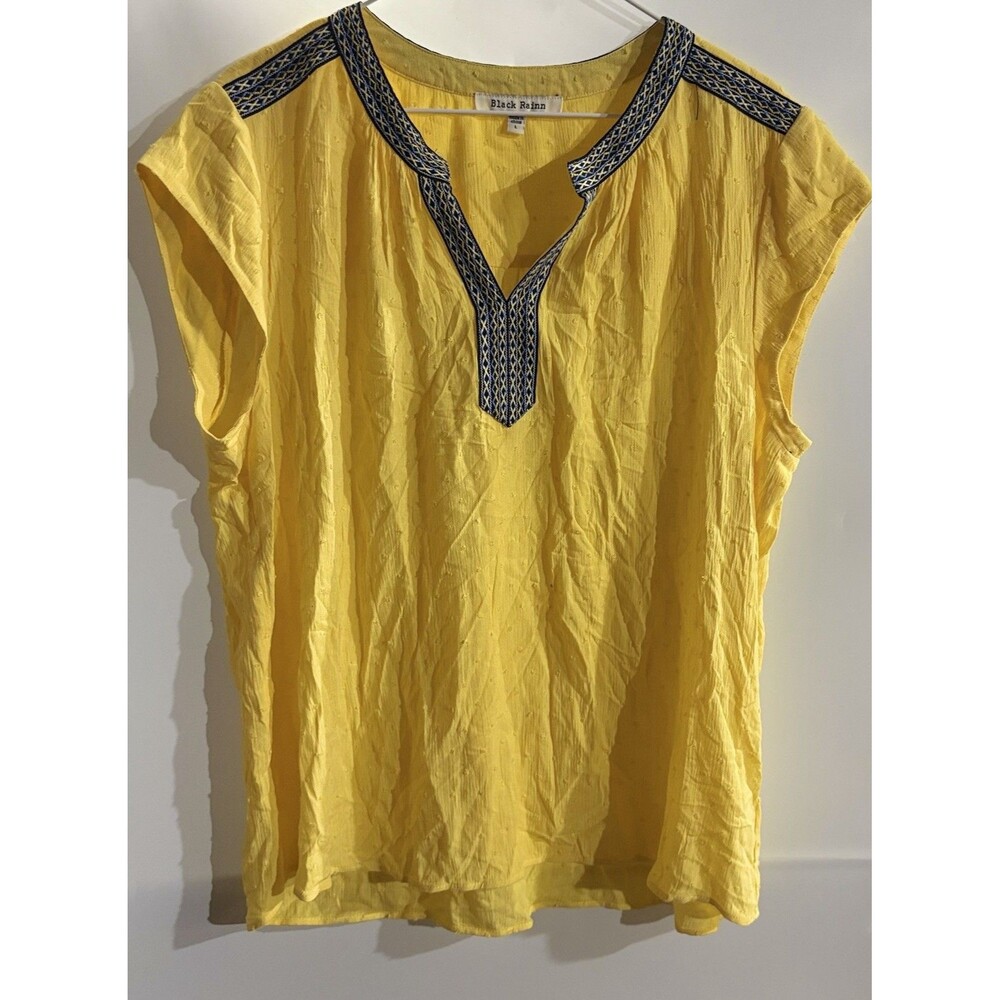 Black Rainn Women’s Blouse L Yellow Solid V-Neck Cap Sleeve Embroidered